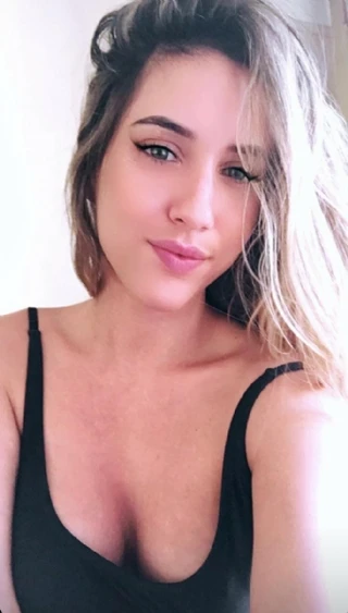 Imagem 2 do massagista Marina