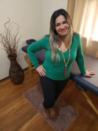 Imagem 7 do massagista Bia Marques Massoterapeuta