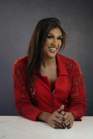 Imagem 3 do massagista Jessica Rabbit