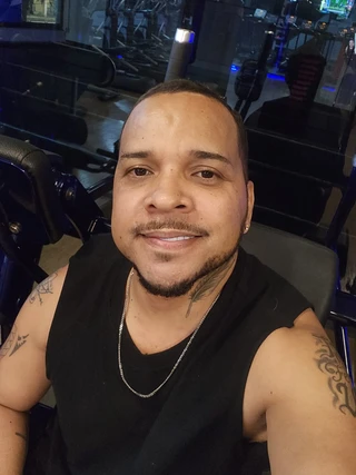 Imagem 2 do massagista Ailton Pires