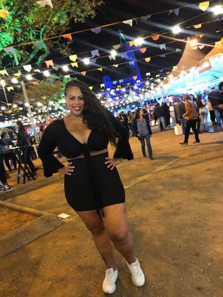 Imagem 4 do massagista Isabella