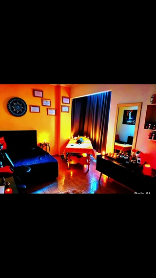 Preview do video 3 do massagista Roberta Sarah 