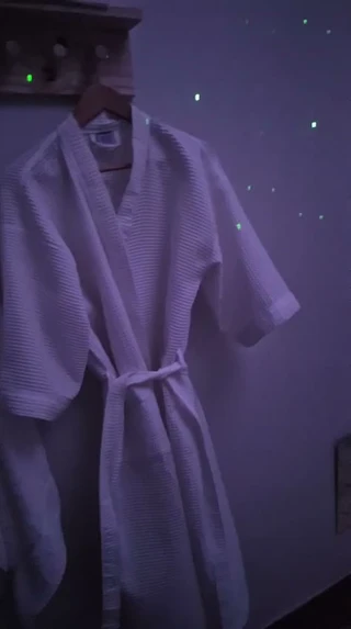 Preview do video 1 do massagista Camille