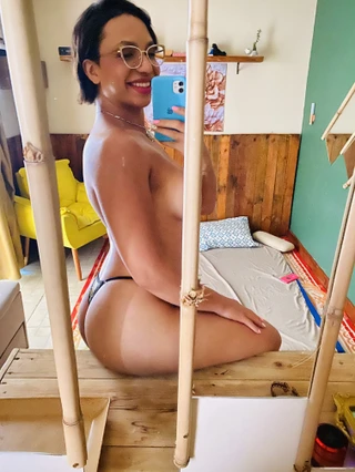 Imagem 4 do massagista Alícia Laureano
